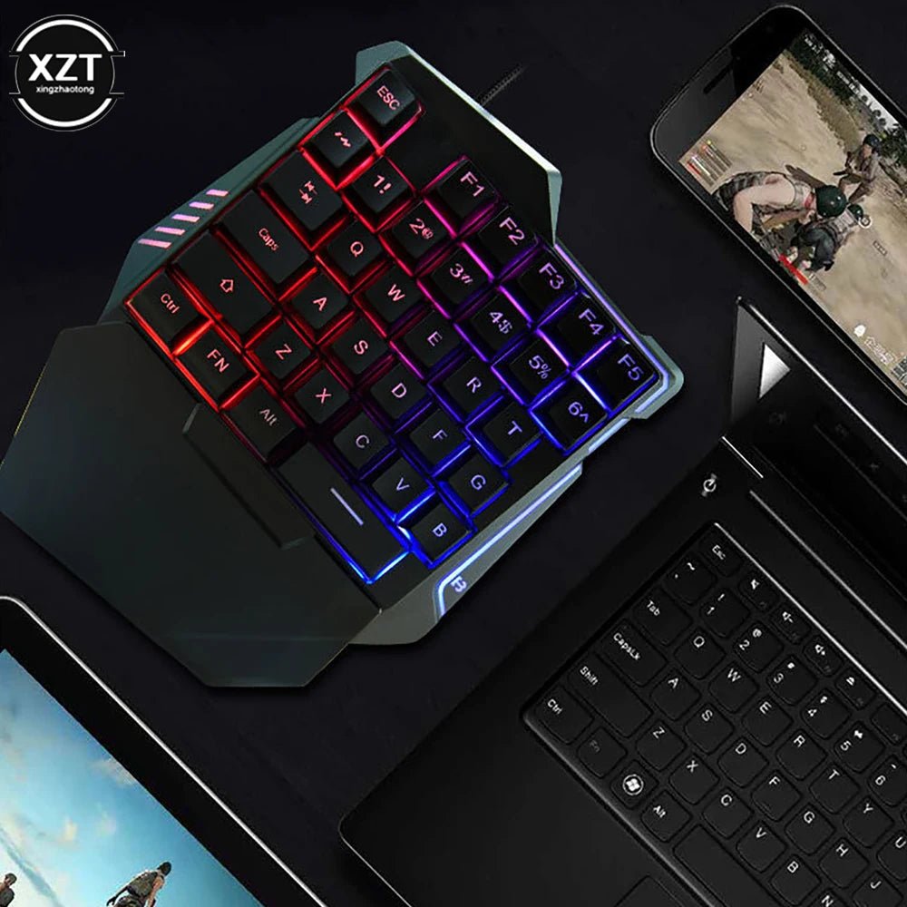 USB One - Handed Keyboard Gaming Mechanical Feel Keyboard Portable 35 Keys Mini Wired Keyboard Ergonomic Gaming Keyboard - Techlyn